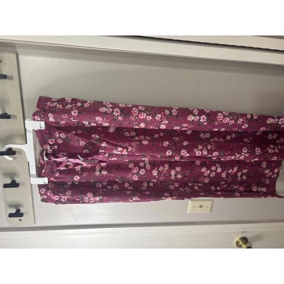 Other - Lacey Chabert Floral Print Lounge Pants with Drawstring